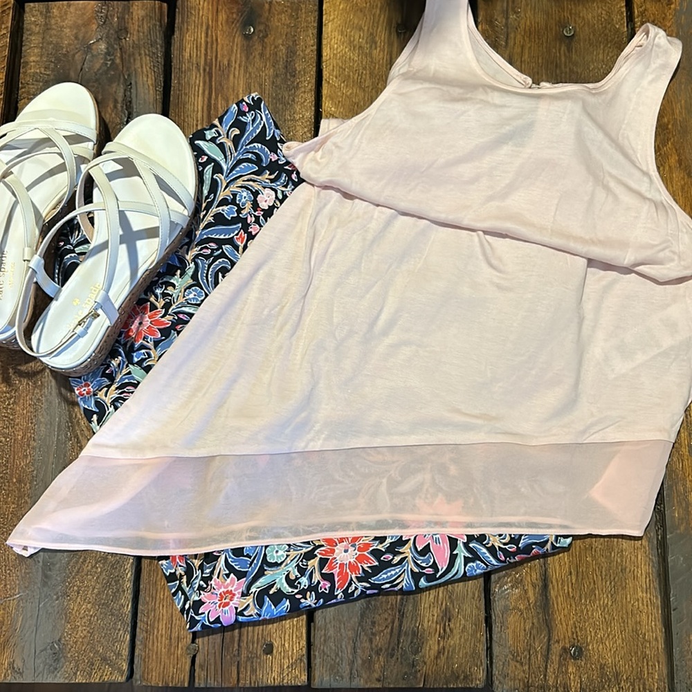 •NWT LOFT PXS Blue floral print stretch waisted capris• - Picture 10 of 11